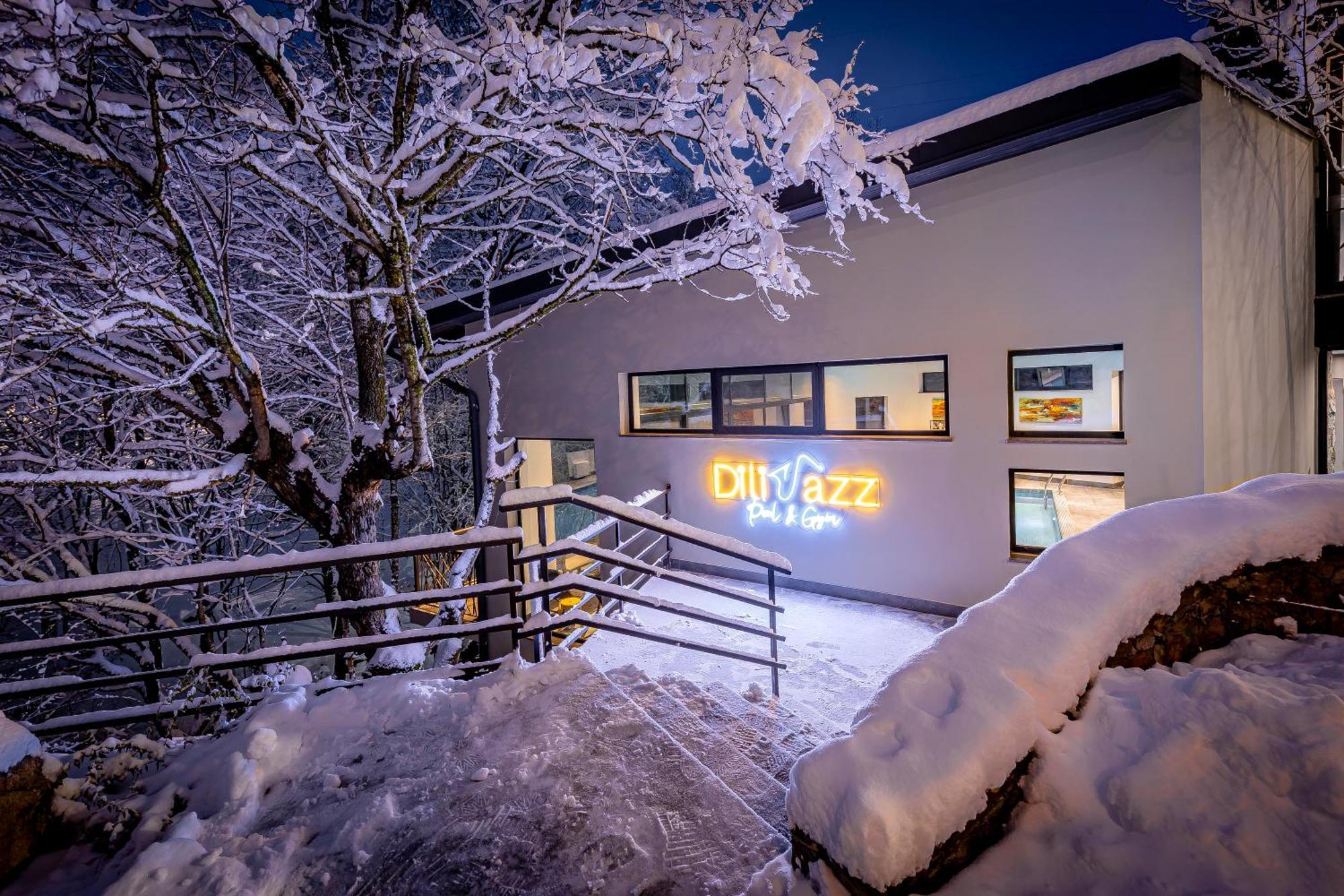 Dilijazz Hotel & Restaurant Dilijan Exterior photo